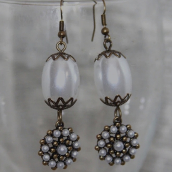 Vintage Inspired Kelly Rae Roberts Designs Pearl Bronze Bauble Earrings NWT - Picture 1 of 5